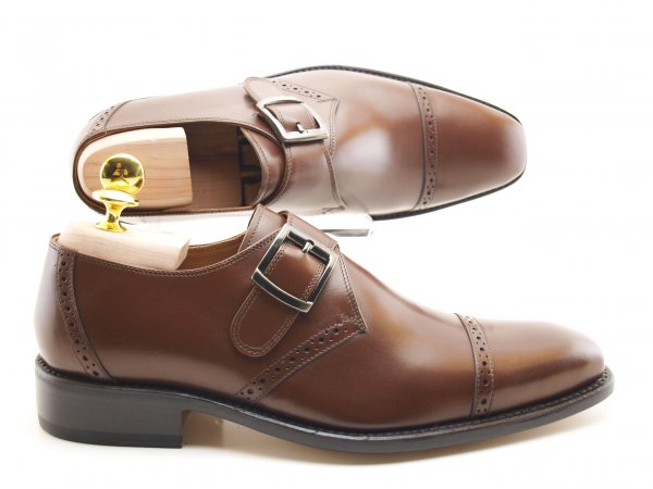 Scarpe classiche fibbia
