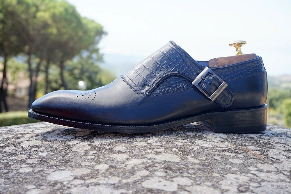 Scarpe classiche fibbia
