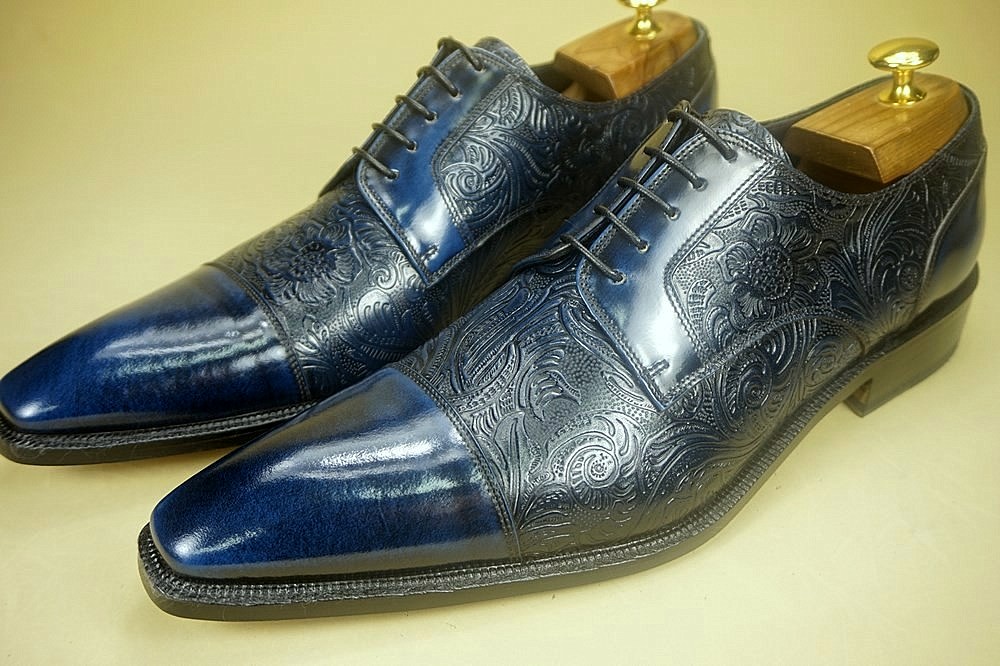 scarpe a punta anni 70