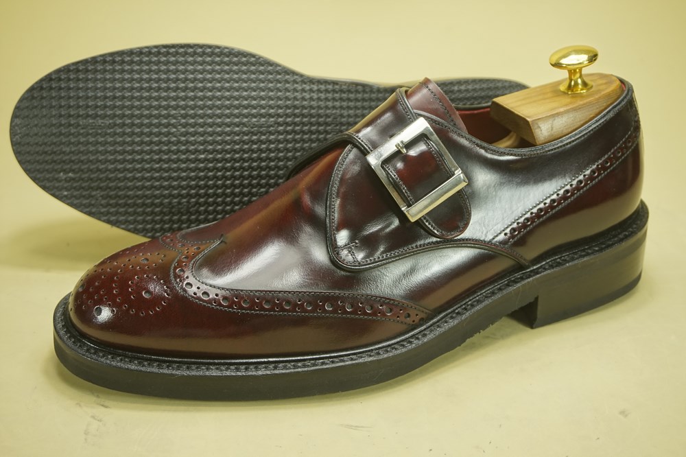 Scarpe classiche fibbia
