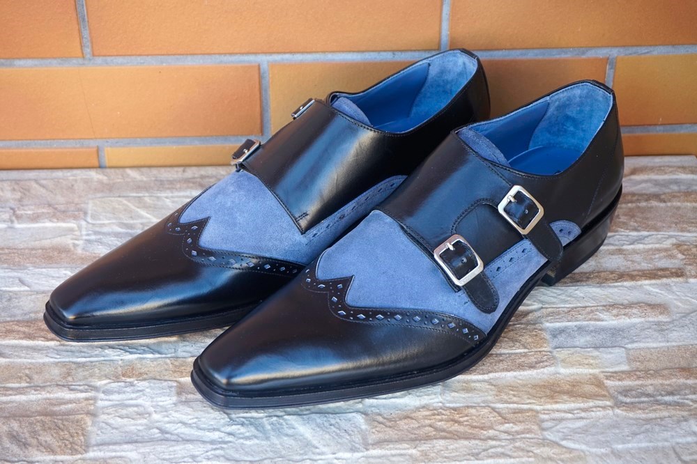 Scarpe classiche fibbia
